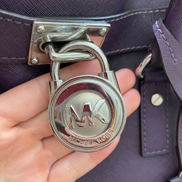 Michael Kors Purse - Picture 3 of 9